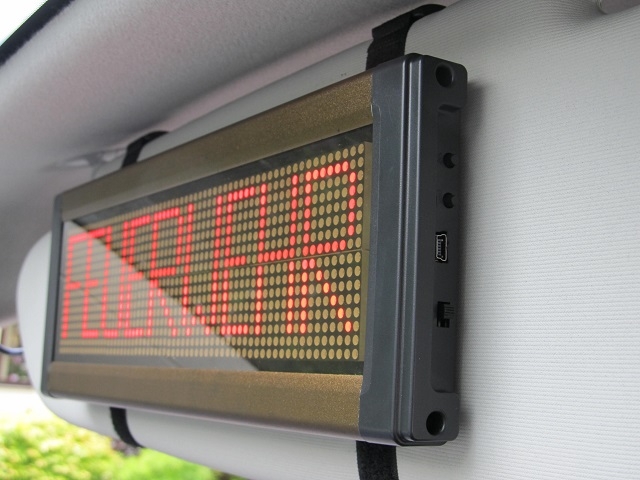 Akku LED Einsatzschild COBRA-S für die Sonnenblende